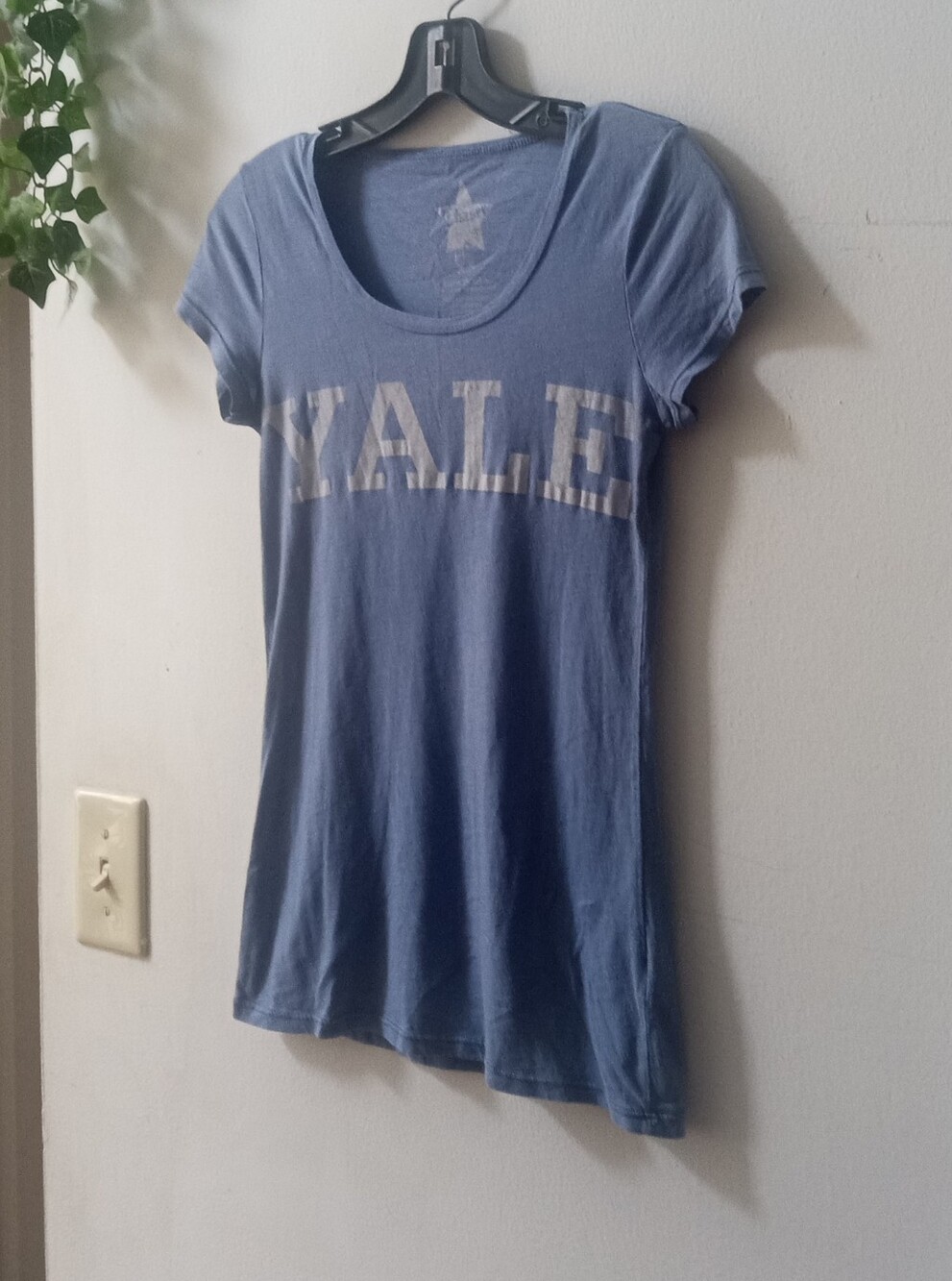 Yale Women's Scoop Neck Blue Tee